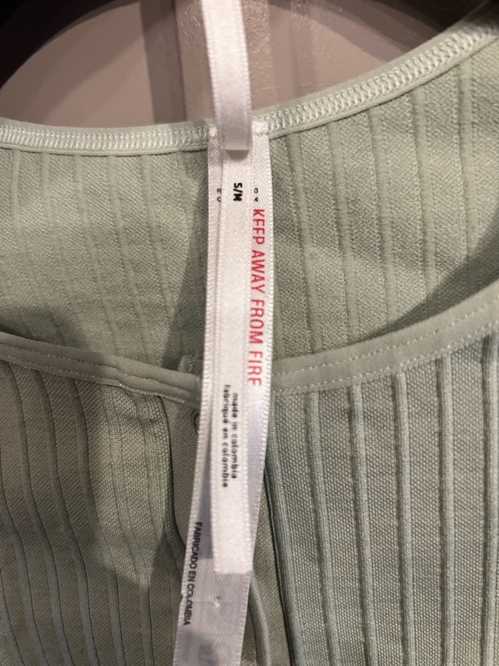 Anthropologie Pale Green Khaki Ribbed Snap Crop Top S/M - Picture 3 of 6